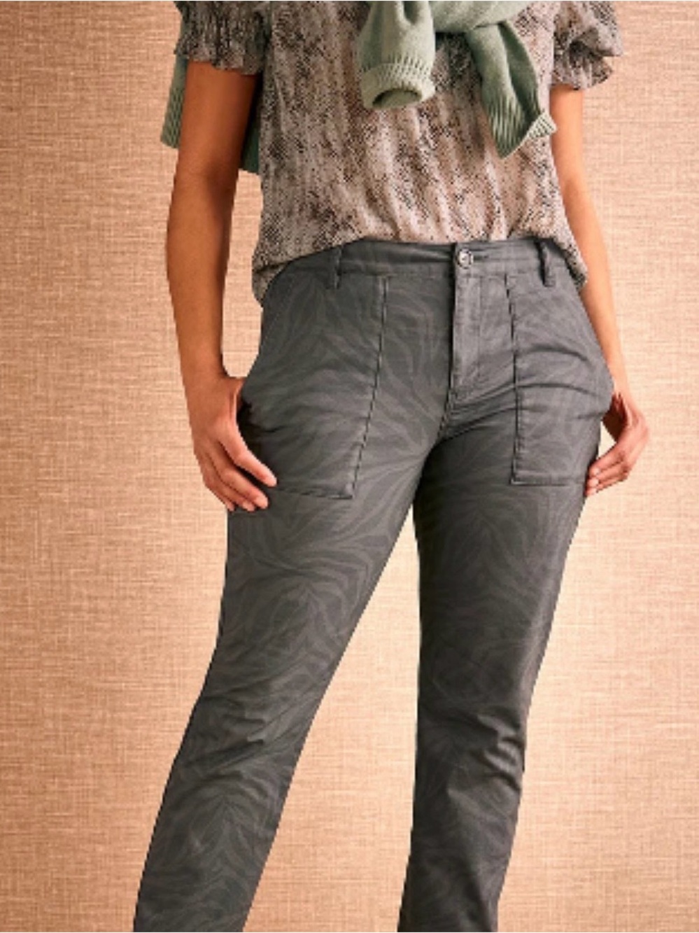 CAbi Milly Pant. Skinny Pants with Subtle Zebra Print